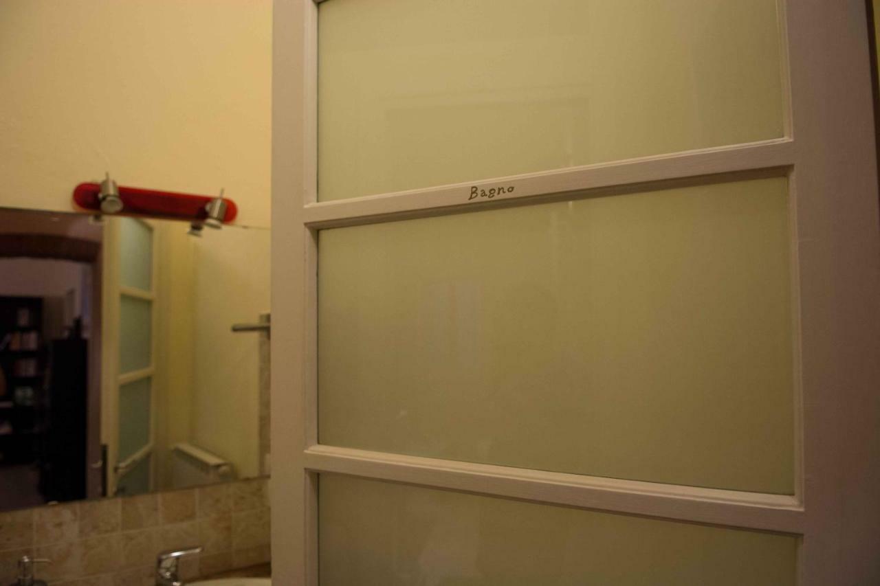Casa Galattica Per Autostoppisti Cremona Exterior foto